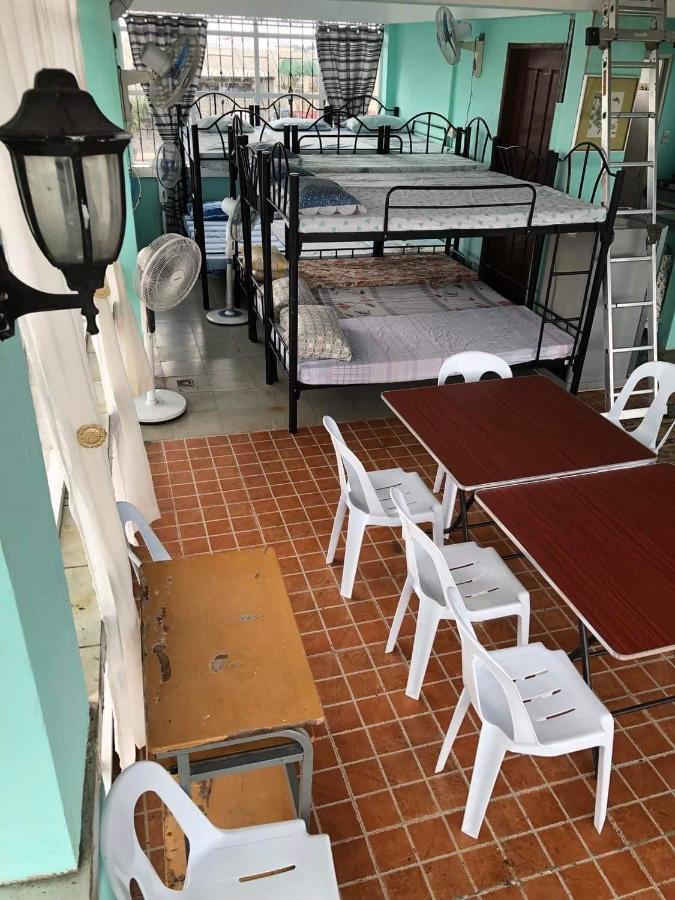 THE MANSION - BACKPACKERS NEAR AIRPORT BUDGET BIG HOUSE - 12 Pax Manila Ngoại thất bức ảnh
