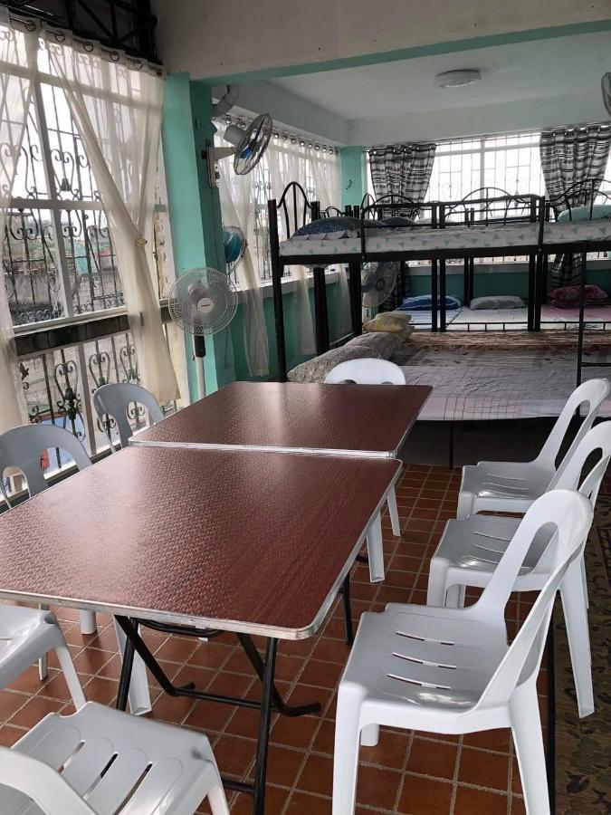 THE MANSION - BACKPACKERS NEAR AIRPORT BUDGET BIG HOUSE - 12 Pax Manila Ngoại thất bức ảnh