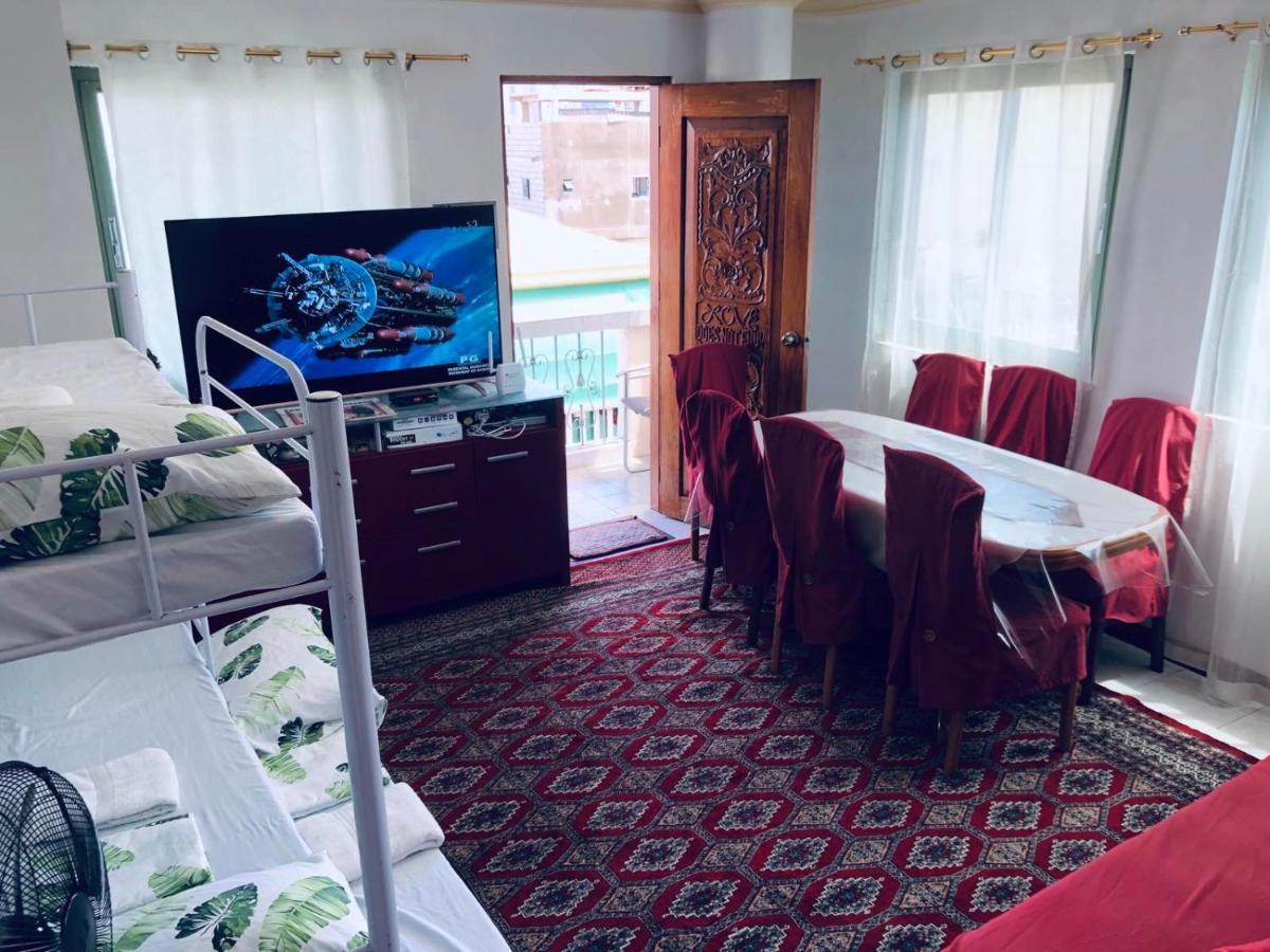THE MANSION - BACKPACKERS NEAR AIRPORT BUDGET BIG HOUSE - 12 Pax Manila Ngoại thất bức ảnh