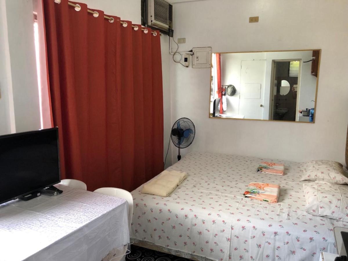 THE MANSION - BACKPACKERS NEAR AIRPORT BUDGET BIG HOUSE - 12 Pax Manila Ngoại thất bức ảnh