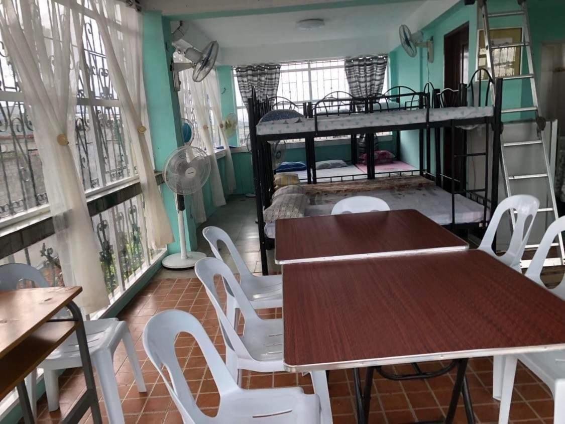 THE MANSION - BACKPACKERS NEAR AIRPORT BUDGET BIG HOUSE - 12 Pax Manila Ngoại thất bức ảnh
